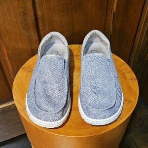 Hey Dude Thad Slip On Loafers Sneakers Grey Sharkskin Color Mens Size 7 / 40